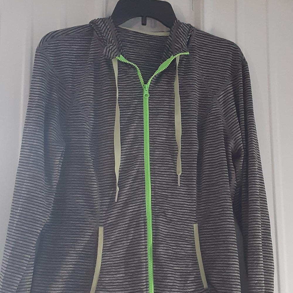 Lukka athletic sweatshirt
